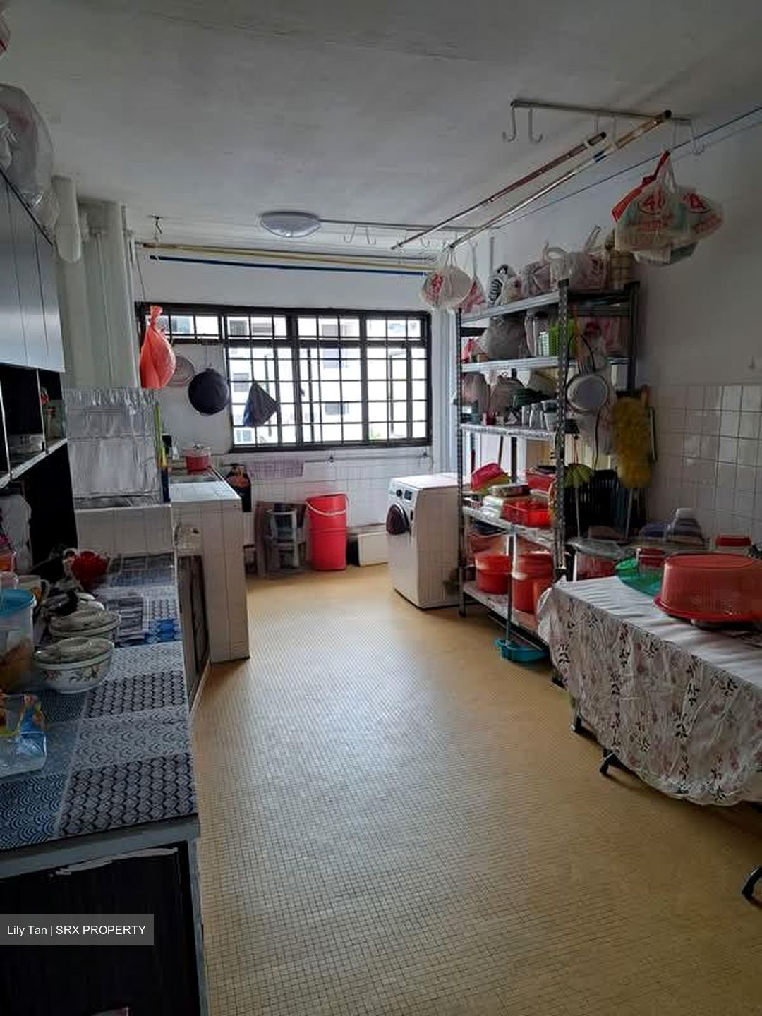Blk 214 Bedok Town Centre (Bedok), HDB 3 Rooms #559174711